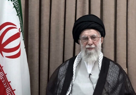 ayatolah-khameneie2-1404